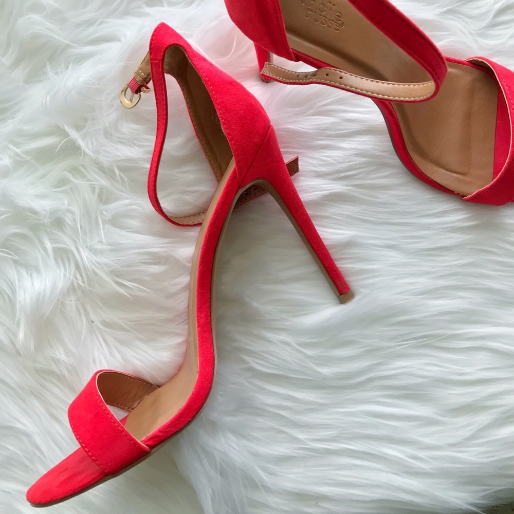 👠👠Charlotte Russe Red Strappy Heels Size 9